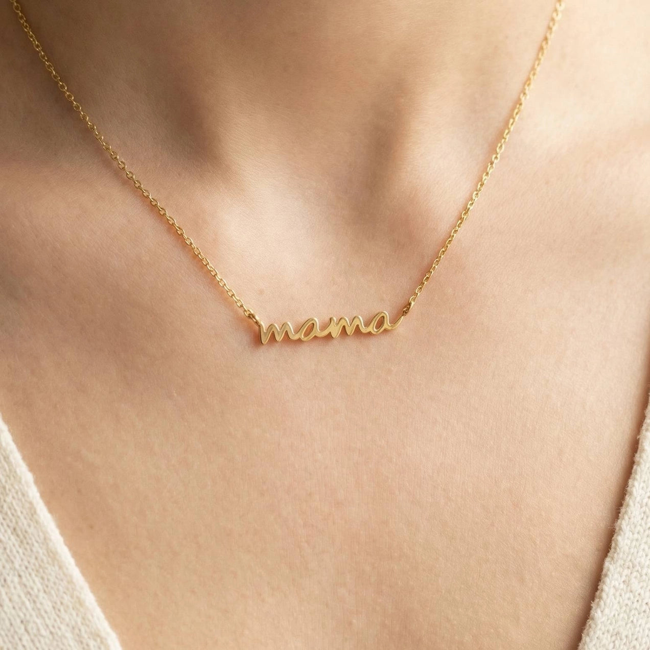 Small MAMA Necklace